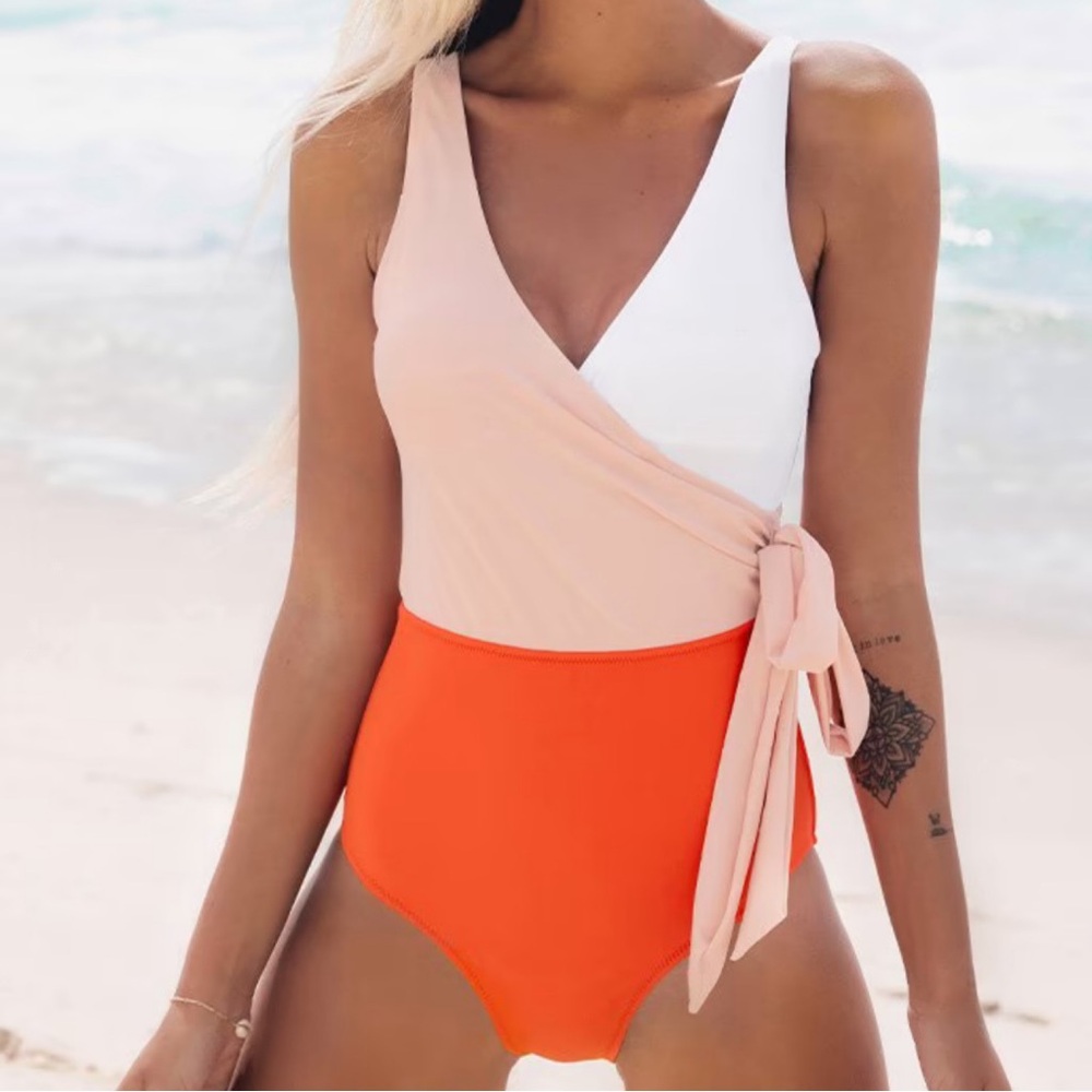 NWT Cupshe‎ Colorblock Bow 1-Piece Orange Peach White Swimsuit XS Beach Vacation
